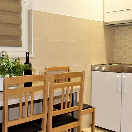 City Center Miro Apartment Makarska